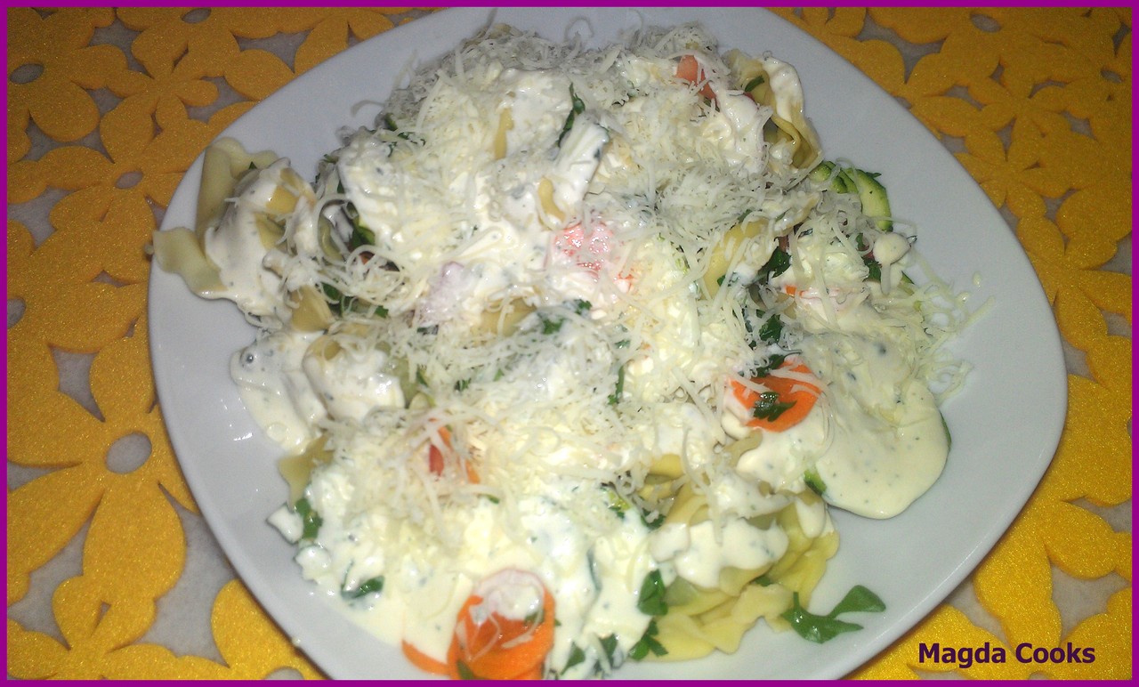 Tortellini salad