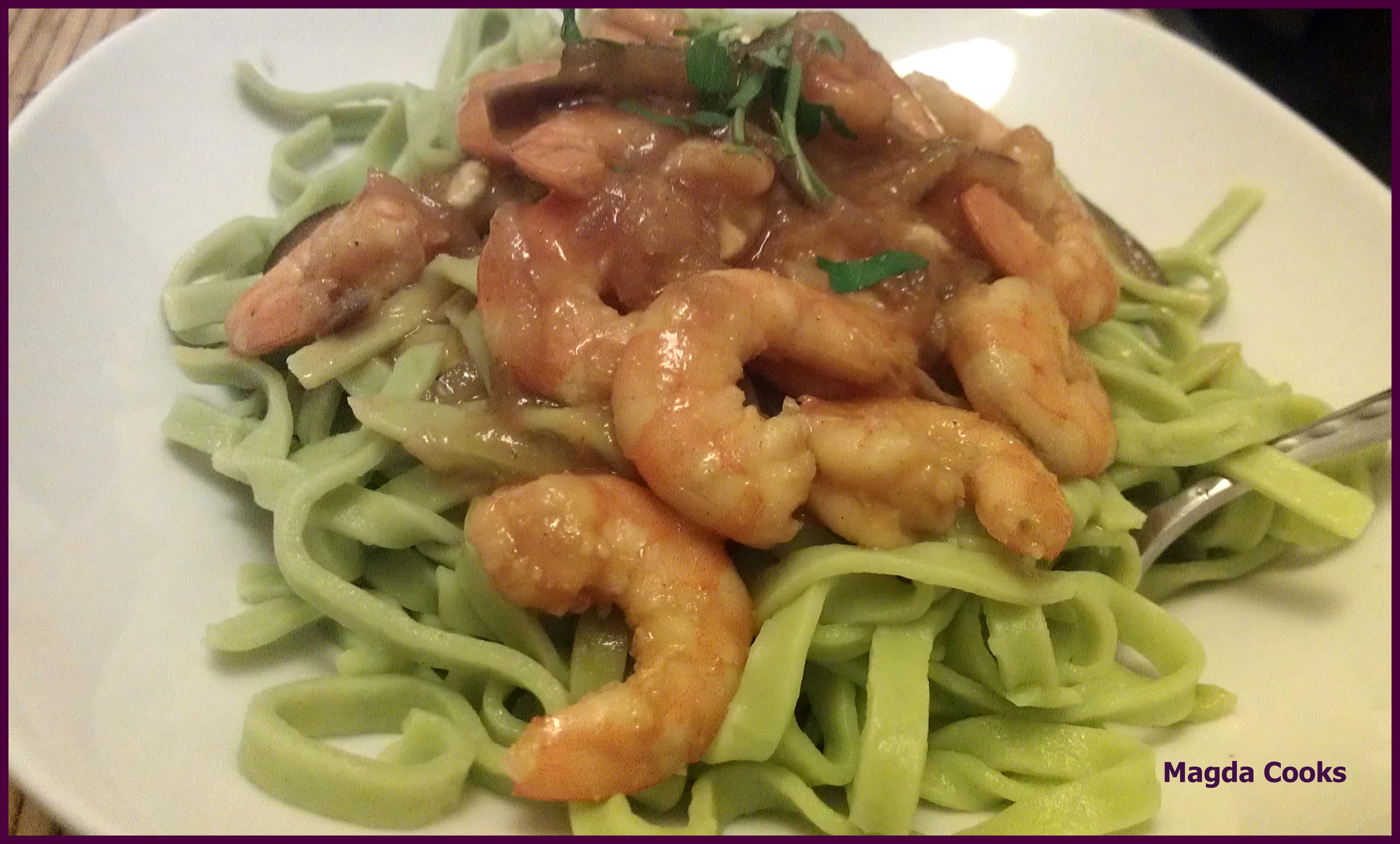 Green Pasta With Shrimps